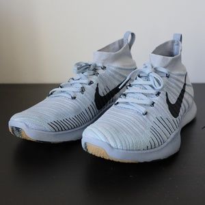 Nike Free Train Force Flyknit